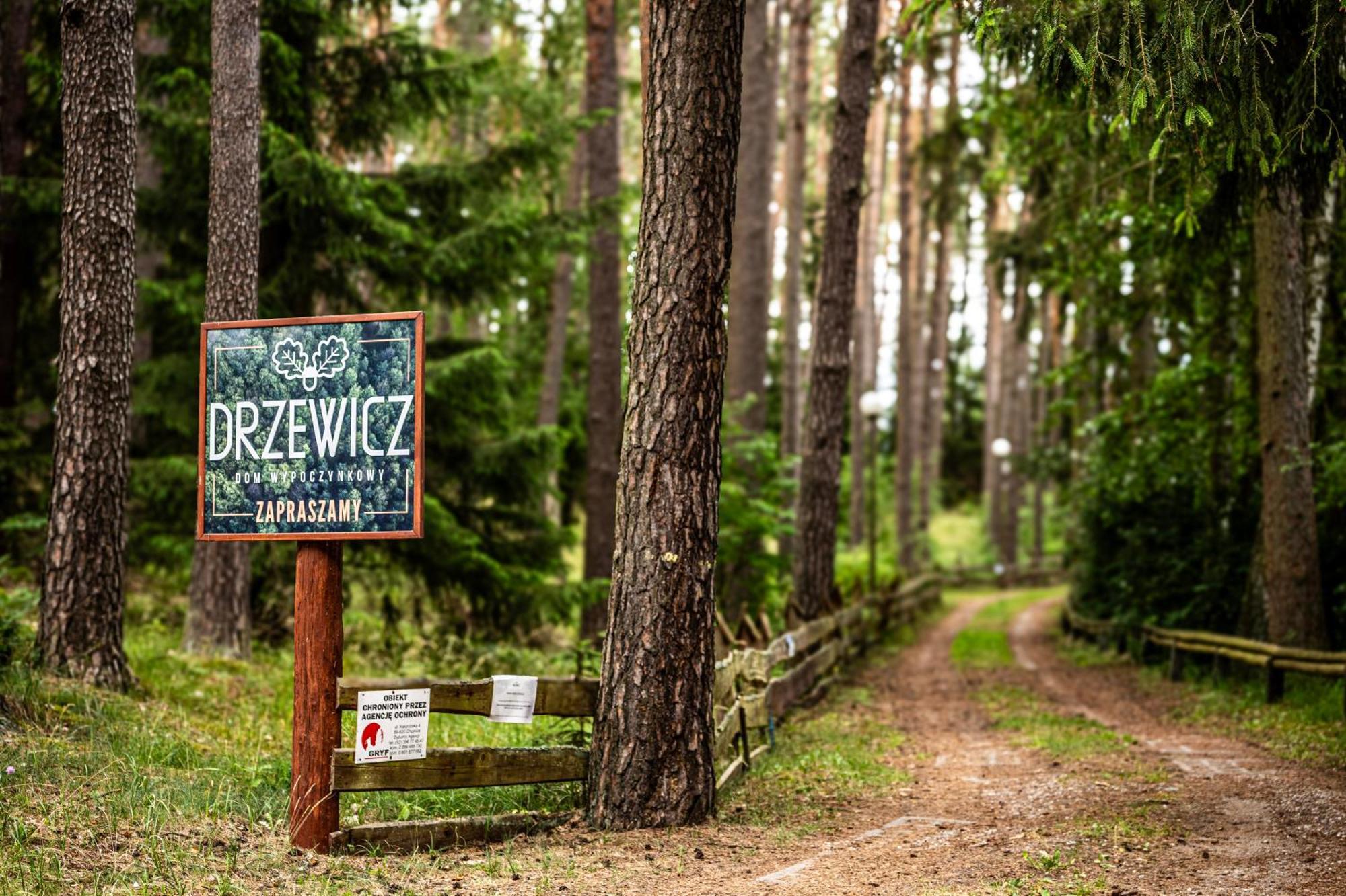 Drzewicz Dom Wypoczynkowy Bed & Breakfast Swornegacie Exterior photo